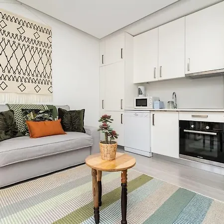 Botanical Design W Terrace For 2 In Uptown Area Lisboa